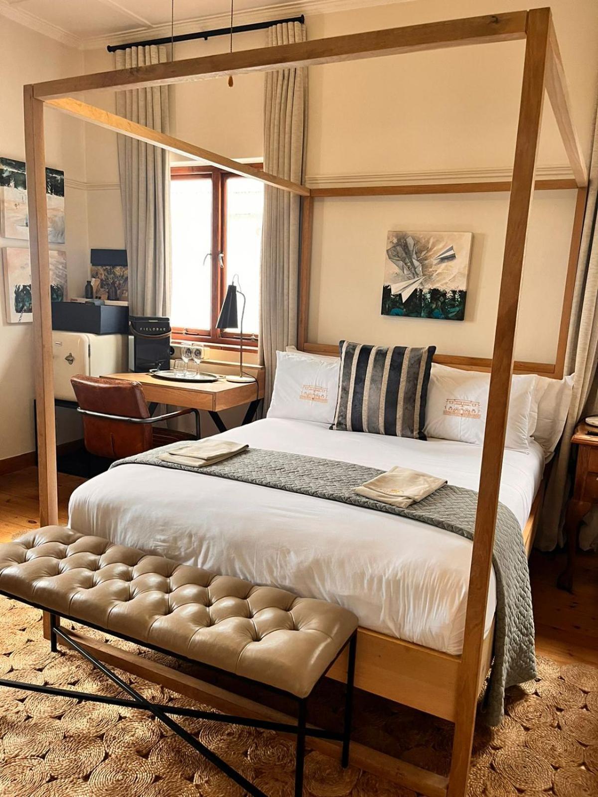 Sonnekus Boutique Hotel & Bistro Kalk Bay Exteriör bild